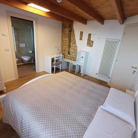 Al Colle Rooms Montebello Vicentino Bagian luar foto