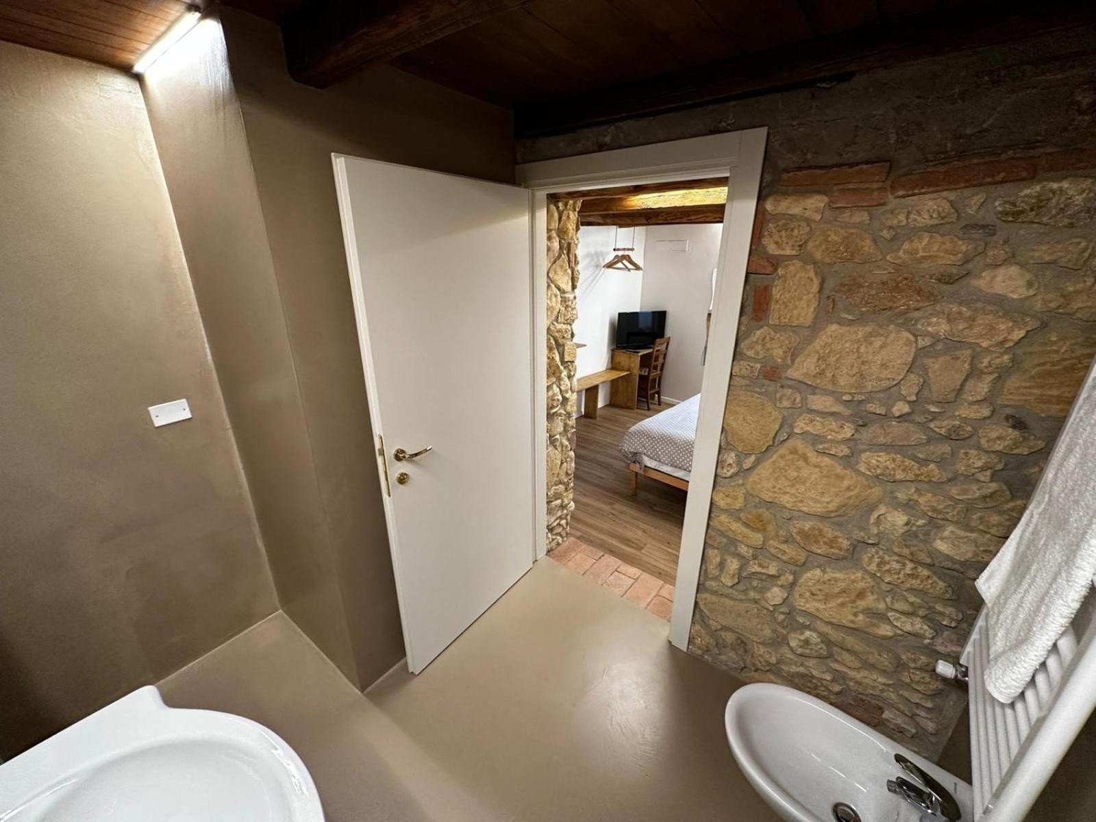 Al Colle Rooms Montebello Vicentino Bagian luar foto