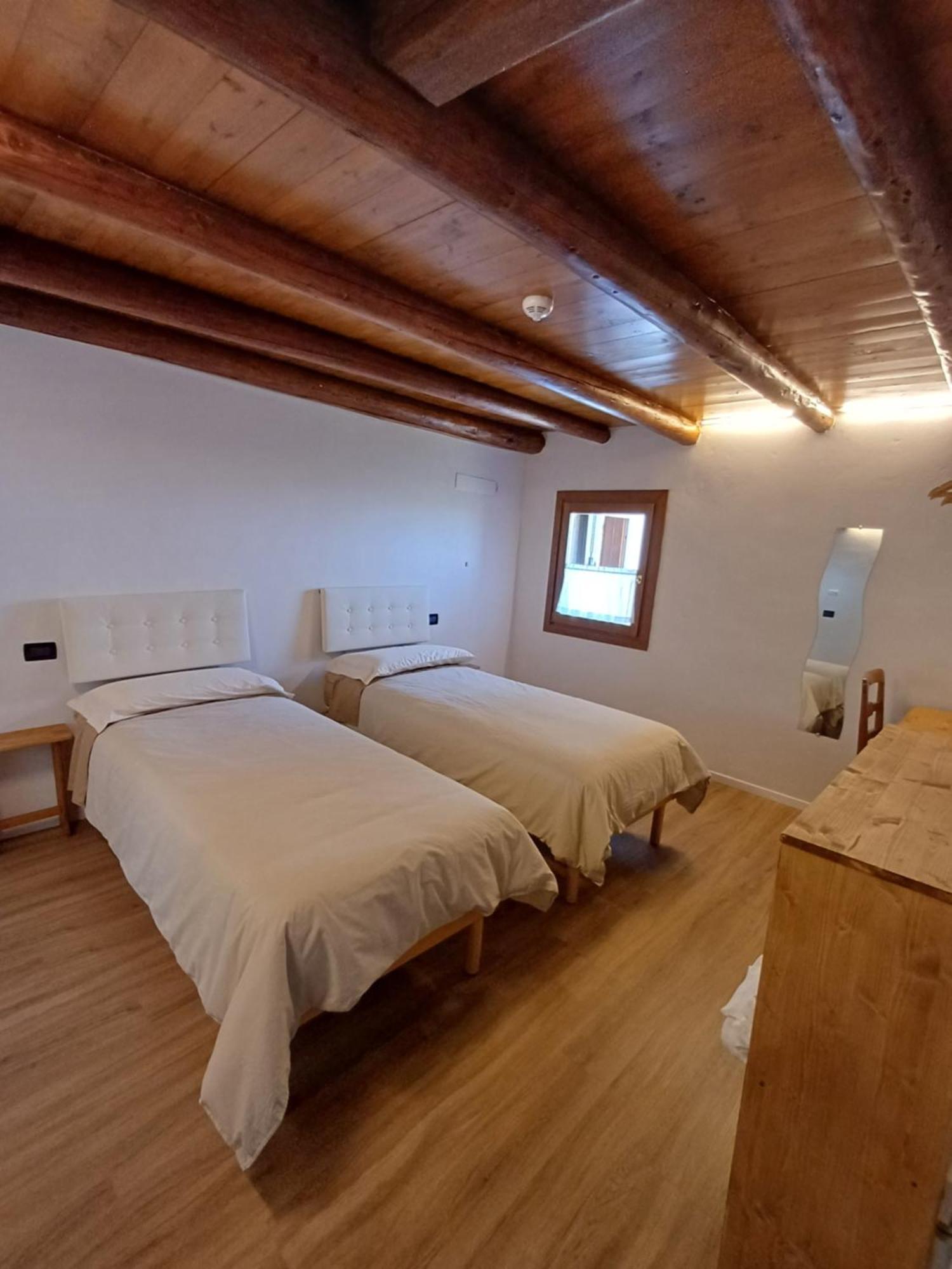 Al Colle Rooms Montebello Vicentino Bagian luar foto